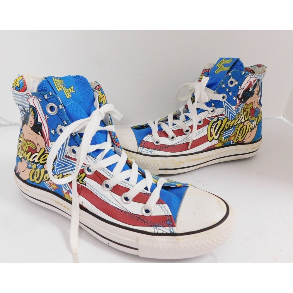 RARE Converse Wonder‎ Woman Vintage Comic Print Shoes, Size Men's 6/Women's 8